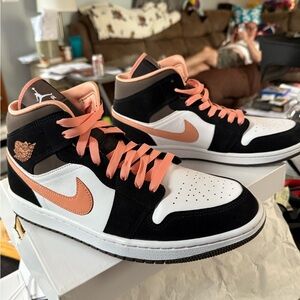 Jordan Black and White Athletic Shoes High-Top Design